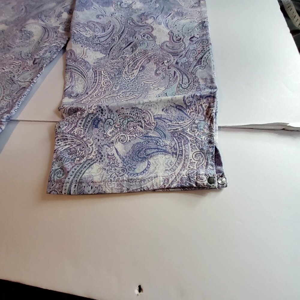 Gloria Vanderbilt Amanda Capri Jeans Lavender Kiss Prussian Paisley Print Size18 - Picture 15 of 16